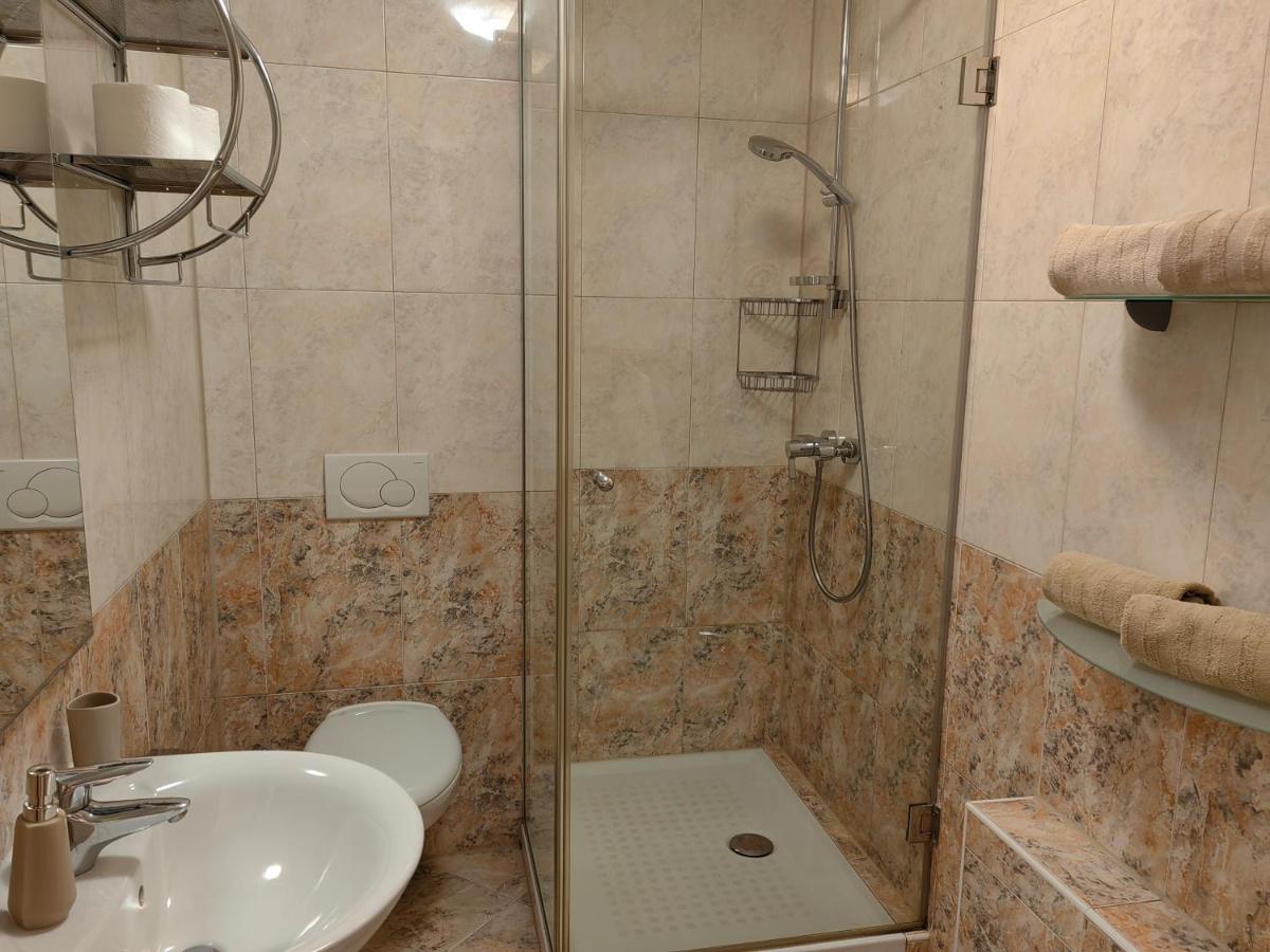 Sea View Apartment & Studio Apartment Bruno Umag Buitenkant foto