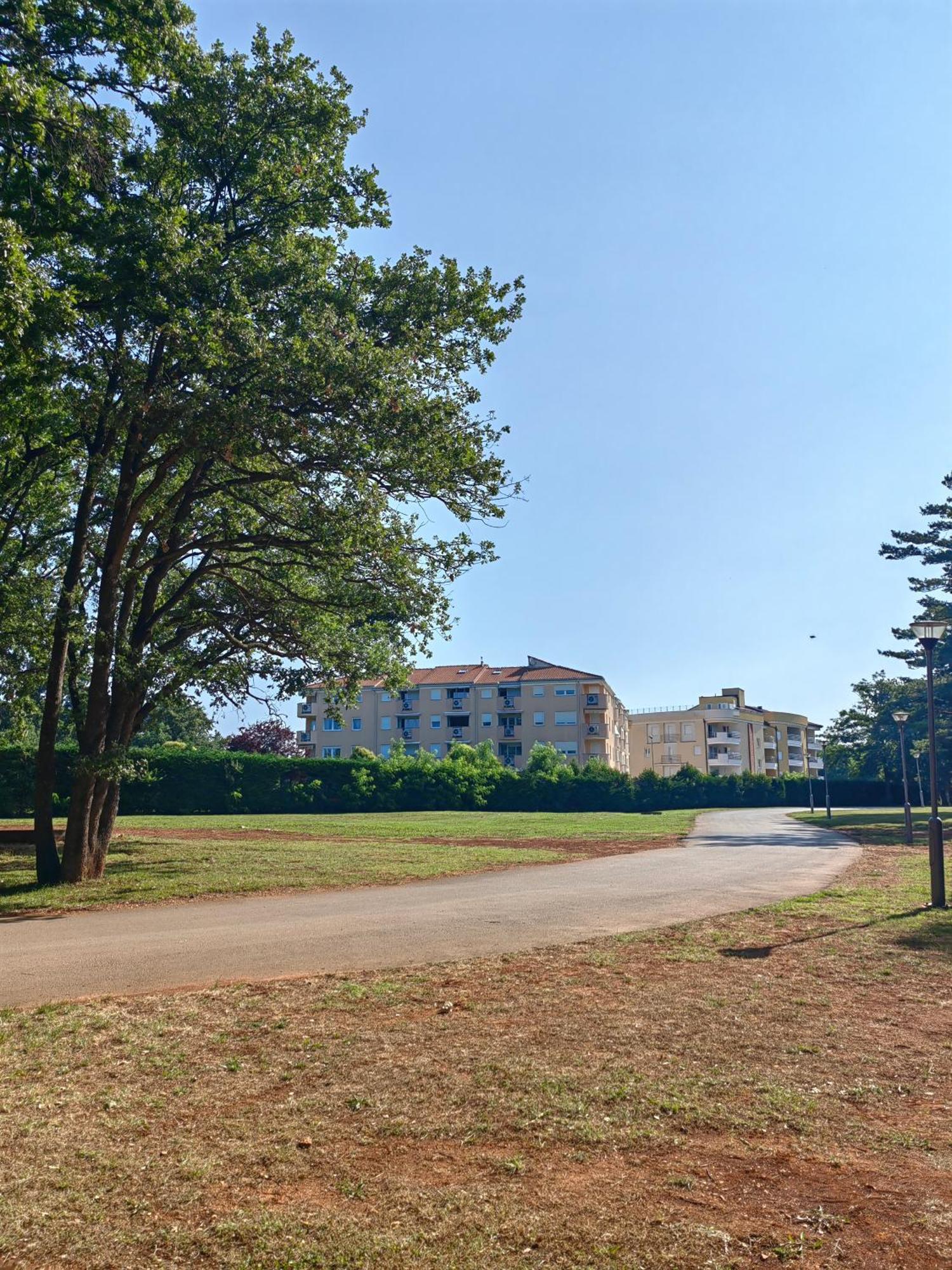 Sea View Apartment & Studio Apartment Bruno Umag Buitenkant foto